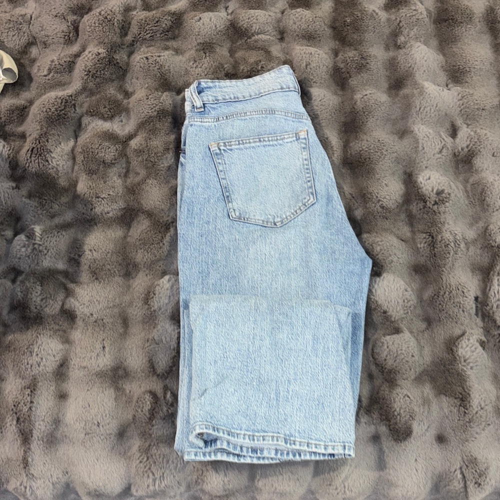 H&M Light Blue High-Rise Straight Leg Jeans